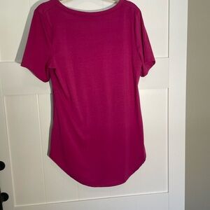 LuLaRoe Fuchsia Short Sleeve V-neck Tee